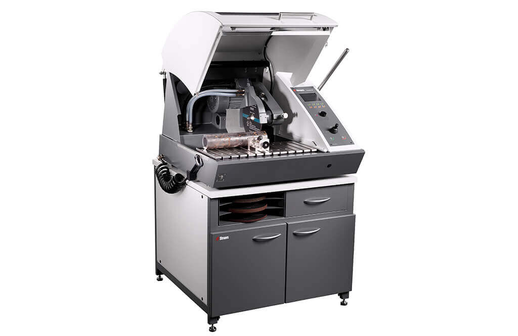 Discotom-100 open on table unit